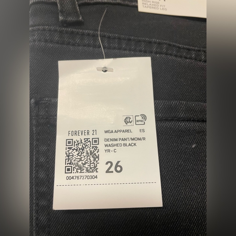 NWT Forever 21 Mom Jeans Black Skinny Jeans High Rise size 26 stretch nwt - Picture 7 of 12